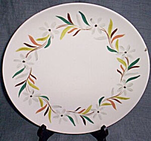 Red Wing Dinner Plate Daisy Chain