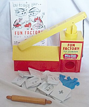 1965 Play-doh Fun Factory W/ 12 Dies