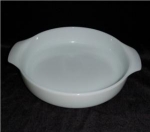 This is a Fire King Casserole Dish. It measures 9" in diameter and is in good condition. No chips or nicks.