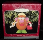 Hallmark presents the Mrs. Potato Head handcrafted 1998 Christmas Ornament. Mint in box. FREE SHIPPING WITHIN USA!!!!
