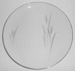 This is an offering for a lovely Fine China Porcelain Platinum Wheat 10-3/8" dinner plate. <BR><BR>Ink marked PLATINUM WHEAT FINE CHINA JAPAN.<BR><BR>There is just a hint of use to the band and h...