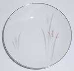This is an offering for a lovely Fine China Porcelain Platinum Wheat 5-5/8" fruit bowl. <BR><BR>Ink marked PLATINUM WHEAT FINE CHINA JAPAN.<BR><BR>Not a hint of use and has no nicks, chips, crack...
