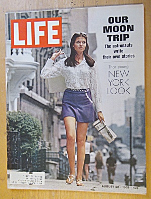 Life Magazine August 22, 1969 New York Look