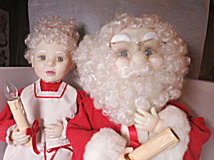 Santa's Best Animated Lighted Santa & Mrs. Claus