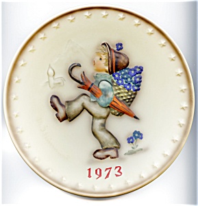 Hummel Annual Plate Globe Trotter 1973