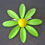 Green Yellow Daisy Flower Enameled Brooch Pin