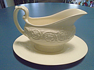 Wedgwood Patrician Gravy Boat With Attached Tray