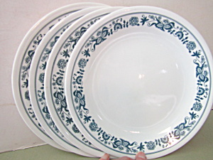 Vintage Corelle Old Town Blue Luncheon Plate Set