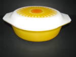Vintage Pyrex Yellow Daisy 043 1.5qt Casserole
