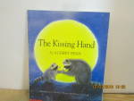 Scholastic Young Readers Book The Kissing Hand