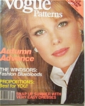 1982 VOGUE Patterns Magazine BOOK Fashions ++