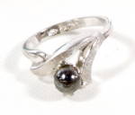 Early .925 Sterling Silver with Black Onyx Ball Ring