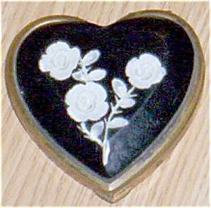 Heart Shaped Lucite Compact White Roses Free Shipping