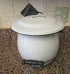 Graniteware Slop Bucket Vintage