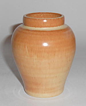 English Art Pottery Wheel Thrown Lt Brown Cabinet Vase