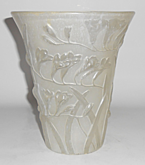 Phoenix Consolidated Art Glass Frosted Freesia Vase