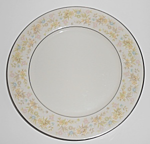 Noritake Porcelain China Blossom Time Dinner Plate