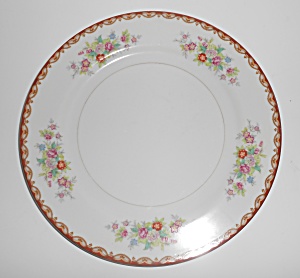 Diamond Porcelain China Roslyn W/gold Dinner Plate