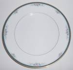 Noritake Porcelain China 4111 Landon w/Gold Dinner Pl