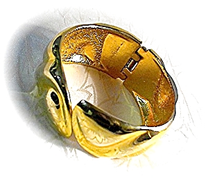 Wide Goldtone Pull Apart Bracelet
