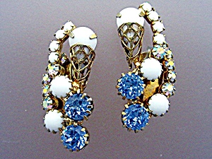Hobe Gold Filigree Blue Crystal Glass Clip Earring