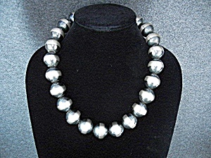 Native American Sterling Silver Navajo Pearls 20mm