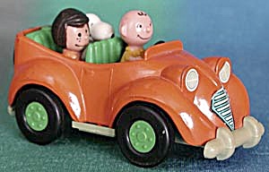 Vintage Aviva Car With Peanuts Gang