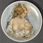 Royal Bayreuth Mother's Day Plate 1977 Young Americans