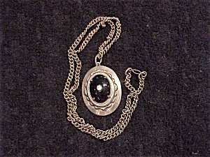 Victorian Edwardian Black Onyx Or Glass Mourning Pendant Necklace