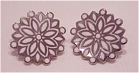 Vintage Trifari Silver Tone White Enamel Snowflake Clip Earrings