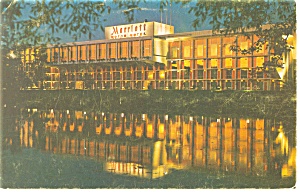 Newton Ma Marriott Motor Hotel Postcard P14353