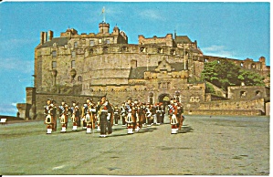 Edinburgh Castle Highland Pipers P37623