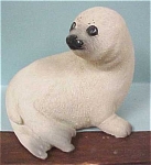 Vickilane White Seal Pup, 4 1/4" high, excellent condition.  Solid heavy resin.
