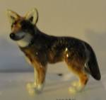 little Critterz LC838 Red Wolf named Cinnamon, about 1 1/4" high, new porcelain miniature. 