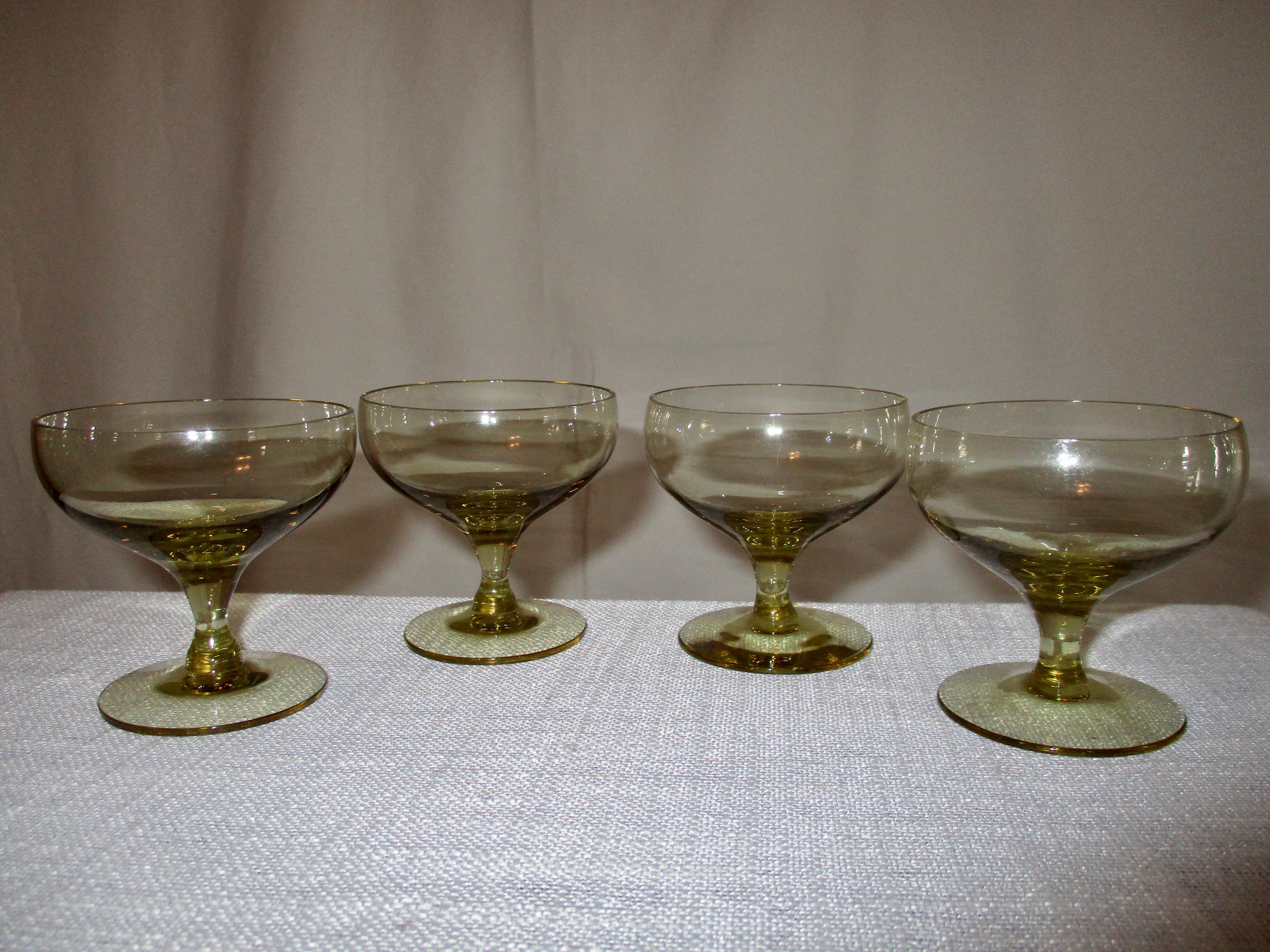 Old Morgantown Rusell Wright set of 4 Chartreue Cordials