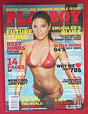 Playboy Magazine-august 2009-karissa & Kristina Shannon