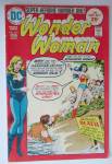 Wonder Woman Comic February 1975 Paradise In Peril 