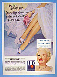 Vintage Ad: 1950 Lux Flakes With Betty Grable (Image1)