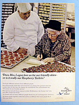 1968 United Air Lines W/ United Air Lines Chef