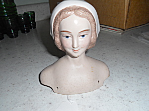 Diana Crosby Ye Boston Maid Doll Head
