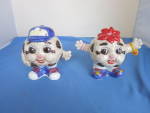 Click here to enlarge image and see more about item 726-239: Fitz and Floyd Famous Amos Salt and Pepper Shakers Chip Cookie