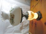 Click to view larger image of Vintage Gone With the Wind Milk Glass 3 way lamp L&L LWMC 1971 (Image2)