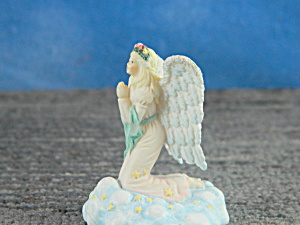 Enesco Miniature Resin Angel Praying