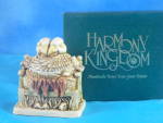 Click here to enlarge image and see more about item 01589: Harmony Kingdom Treasure Jests Beak to Beak Chickens 