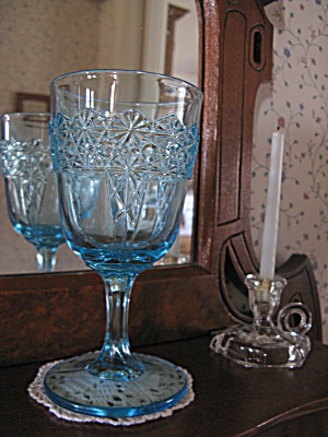 Eapg McKee Blue Queen Goblet (Image1)