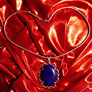 Antique sterling silver necklace with blue stone (Image1)