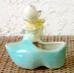 Click to view larger image of DUTCH GIRL PLANTER, AMERICAN BISQUE (Image2)