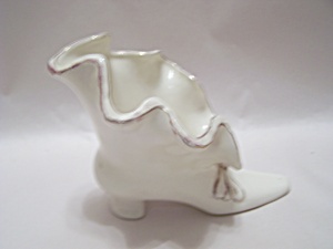 Ivory Porcelain Lady's Slipper (Image1)
