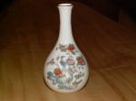 Click here to enlarge image and see more about item 2087: Lovely Vintage Wedgwood China Kutani Crane Flower Bud Vase 5 1/4 In.