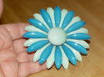 1960s Vtg Mid Century Modern Flower Daisy Pin Enamel on Metal Blue